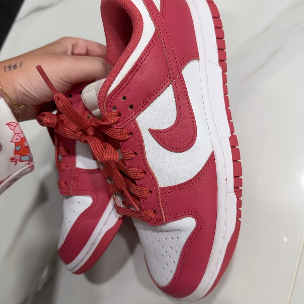Nike Dunk Low Archeo Pink